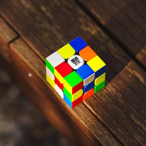 gan vs moyu 2026, gan or moyu speedcube, gan vs moyu for beginners, MoYu